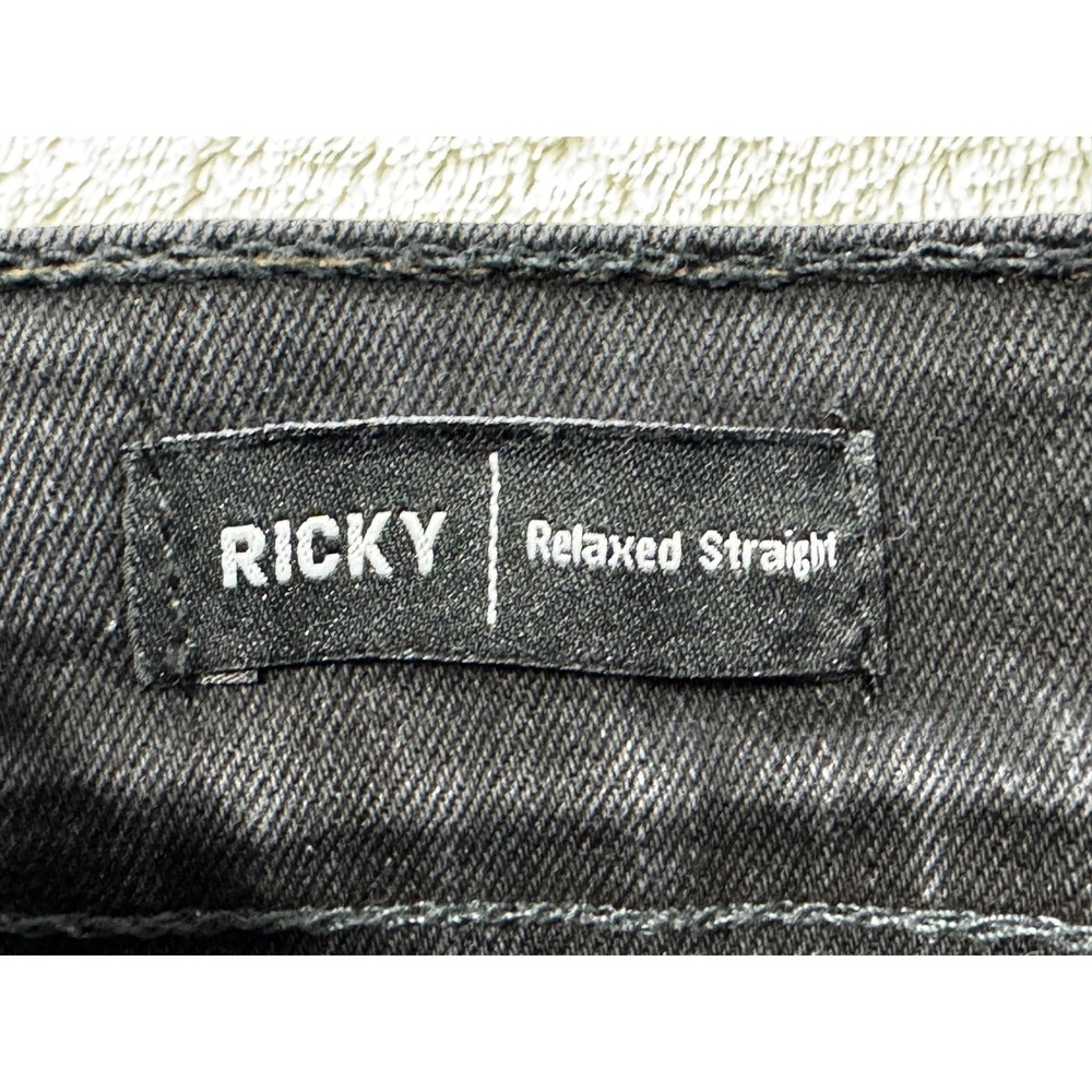 True Religion Mens Ricky Relaxed Straight Flap Pocket Black Jeans 28 Meas: 29x32 - Picture 4 of 8